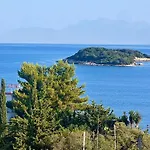 Dine Hotel