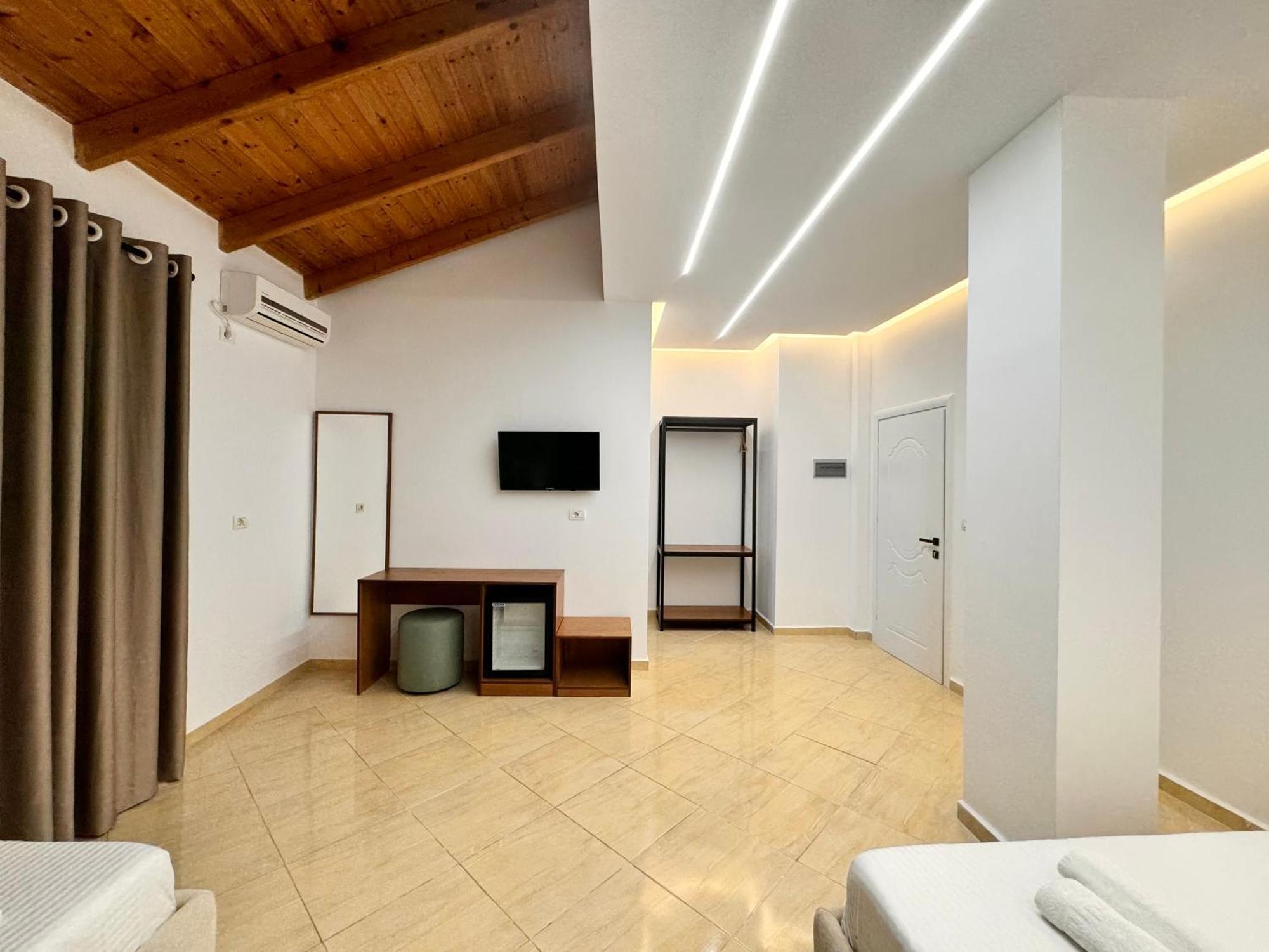 Dine Appartement Ksamil